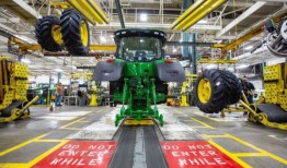 特朗普向公司提供了他们无法拒绝进入美国的交易，并对离开的公司征收高额关税