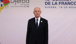 突尼斯对12名前官员发出国际逮捕令