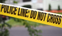 伯明翰失踪男子的儿子被控虐待尸体，在后院的坟墓里发现了人类遗骸