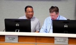 被ATF枪杀的比尔和希拉里·克林顿国家机场高管涉嫌非法出售枪支