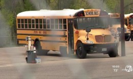 科罗拉多州共和党通过电子邮件攻击跨性别民主党挑战者