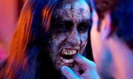 印度新的恐怖喜剧电影打破了历史票房纪录，击败了SRK的《Jawan》