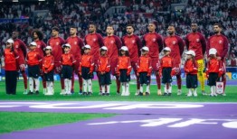 “看到球场在比赛中变得生动起来是一种超现实的体验”