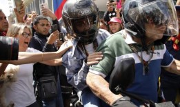 库珀谈退出哈里斯副总裁考虑：“只是时机不对”