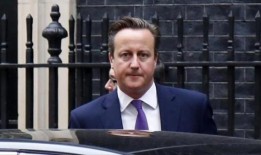 英国前首相戴维·卡梅伦在内阁改组中任命新任外交大臣