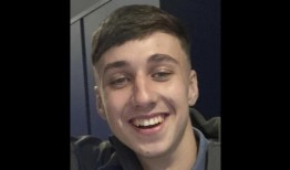 西班牙警方表示，在特内里费岛发现的尸体很可能是近一个月前失踪的英国青少年