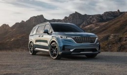 起亚召回超过10万辆狮跑和嘉年华车型，原因是可能存在车顶隐患