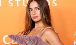 Addison Rae从Charli XCX身上获得灵感，开始了她的流行生涯