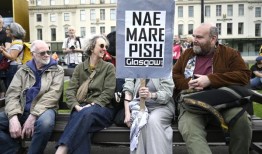 数百人聚集在苏格兰城市抗议种族主义