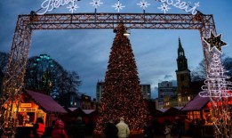 出于对袭击的担忧，德国和奥地利加强了圣诞节庆祝活动的安全措施