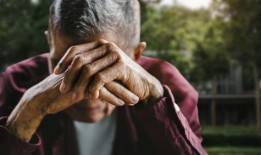 老年人遭受虐待的风险正在上升广告活动能保护他们吗？