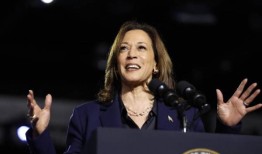哈里斯在美国大选中迎来60岁生日