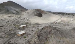 火山灰在堪察加自然保护区创造了“异域”景观