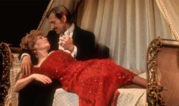 视频：看托尼奖得主格利尼斯·约翰斯在她100岁生日时的感想