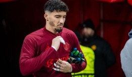 曼联：埃里克-哈格对失去安德烈-奥纳纳去非洲杯直言不讳