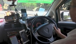 快查：在马六甲，一位年长的出租车司机被袭击和抢劫了吗？