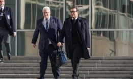 乔治？桑托斯虽已离开国会，但对他的审判仍迫在眉睫