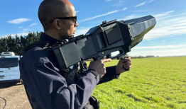 法国当局每天在奥运场馆附近拦截六架无人机