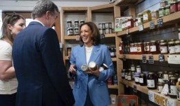 哈里斯公布了雄心勃勃的中产阶级经济计划，这是对特朗普的最新打击