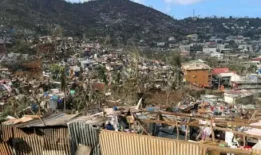 马约特飓风造成数百人死亡