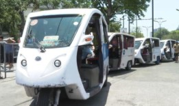 出于安全考虑，马尼拉大都会主要道路禁止使用轻型电动汽车