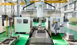 逐步掌握模具生产技术，确立供应链地位