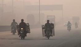 空气监测显示，拉合尔的污染水平比世界卫生组织的限值高出80倍