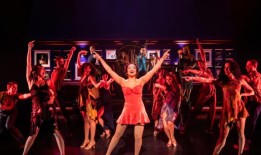 评论：看看评论家对《Boop!》芝加哥的贝蒂娃娃音乐剧