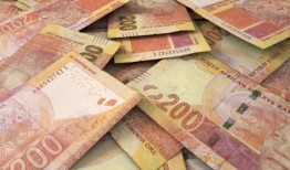 一对老年夫妇中了1600多万兰特的乐透头奖，现在他们将获得医疗救助