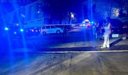 一名男子在伯明翰南部公寓大楼停车场坐在车内时被枪杀