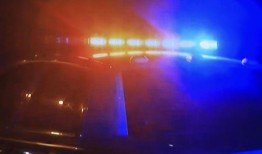 一名忧心忡忡的妇女帮助迪凯特警方在垃圾箱里找到了妹妹的死婴