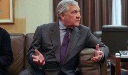 意大利暂停向近东救济工程处提供资金：外交部长塔贾尼