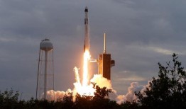 包括土耳其首位宇航员在内的四名宇航员抵达空间站