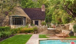 声名狼藉的制片人布雷特·拉特纳试图以每月10万美元的价格出租他的比佛利山庄豪宅