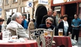 对伟大的间谍头子说不