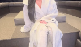 金·卡戴珊在参观豪华办公室后受到批评