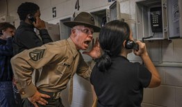 委员会称，排级性别融合对海军陆战队来说“至关重要”