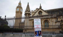 英国保守党称工党竞争对手将破纪录赢得大选