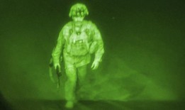 最后一个离开阿富汗指挥美国驻欧洲军队的美国士兵