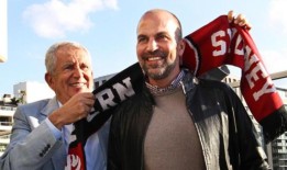 在老板的场上裁判后，流浪者被英足总罚款