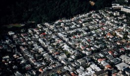 随着长期计划的批准，惠灵顿地区的纳税人面临着税收增加的问题