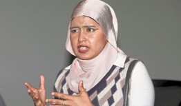 暴食症：一想到米饭，她就慌了