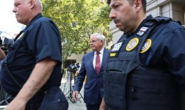 梅嫩德斯被判犯有广泛的国际阴谋腐败罪