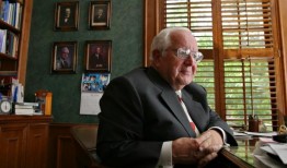 长期被控性侵的美南浸信会领袖去世，享年94岁