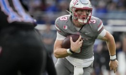 拉斯维加斯大学的首发四分卫表示，他将不再为“没有得到支持的陈述”而比赛