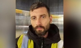 莱斯特广场被刺：11岁的女孩被陌生人捅了8刀，需要整容手术