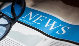 一名美国海军水手试图查看拜登的健康记录