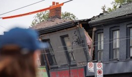 警方：肯辛顿市场的“倾斜”建筑可能倒塌