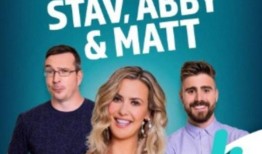 B105电台主持人被Elle Macpherson的电话震惊了