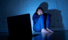 阿拉巴马州10岁少女自杀后，地方检察官警告要警惕网络欺凌